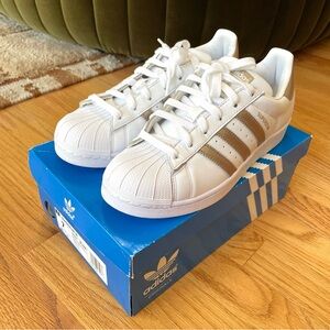 Adidas Superstar Shoes Size 7 / White and Gold